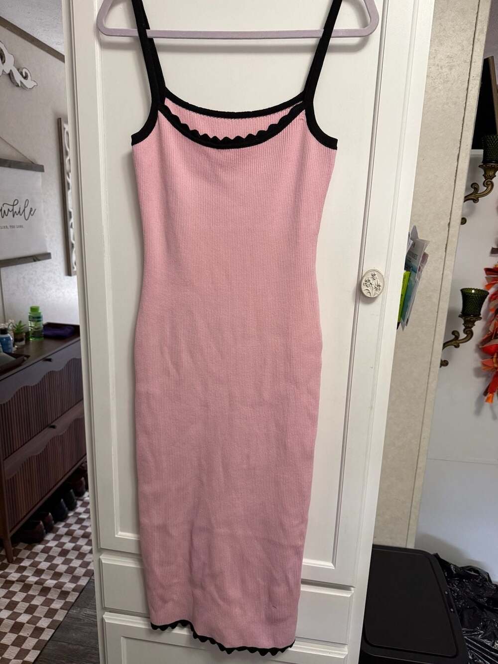 SHEIN Pink Ribbed Knit Spaghetti Strap Midi Dress with Contrast Scallop Trim